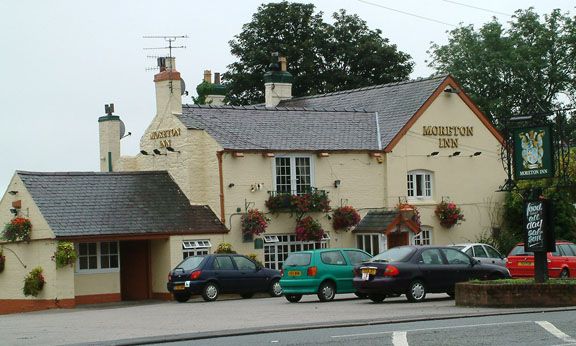 Moreton Inn old photo. (External). Published on 12-04-2013
