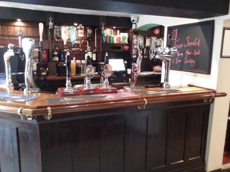 Bar. (Bar). Published on 08-05-2016
