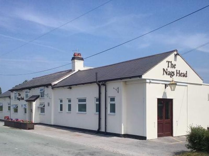 Nags Head full. (Pub, External). Published on 09-06-2016