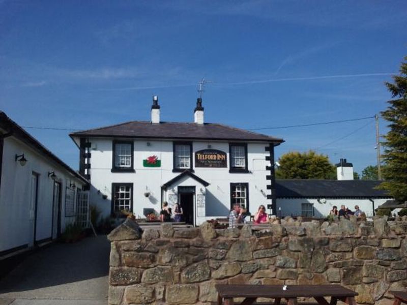 Telford Inn. (Pub, External). Published on 11-06-2015