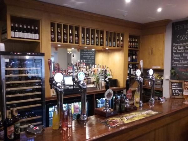 Bar. (Bar). Published on 09-12-2015