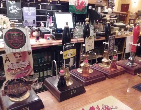 Bar. (Bar). Published on 08-01-2016