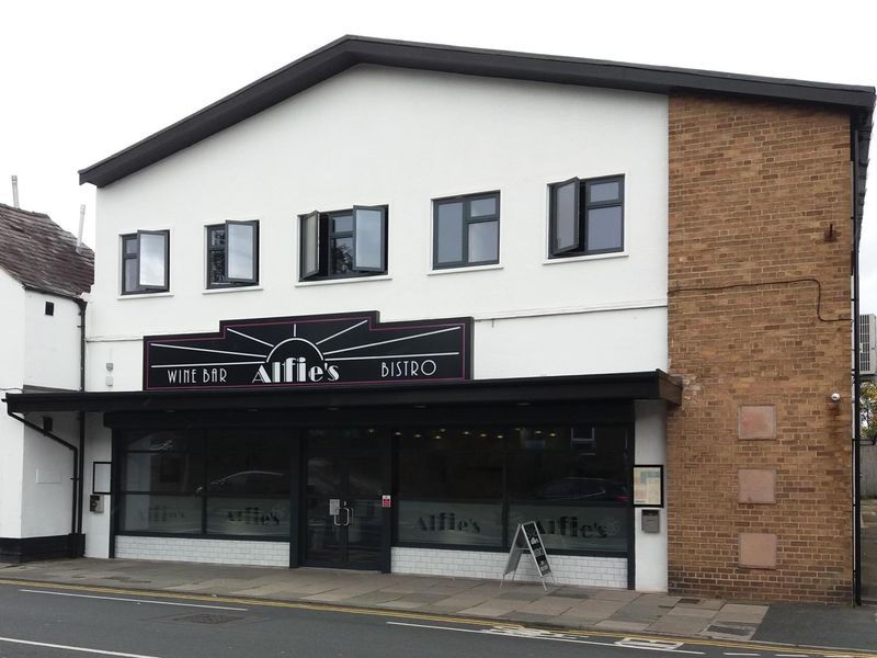 Alfies. (Pub, External, Key). Published on 05-10-2017