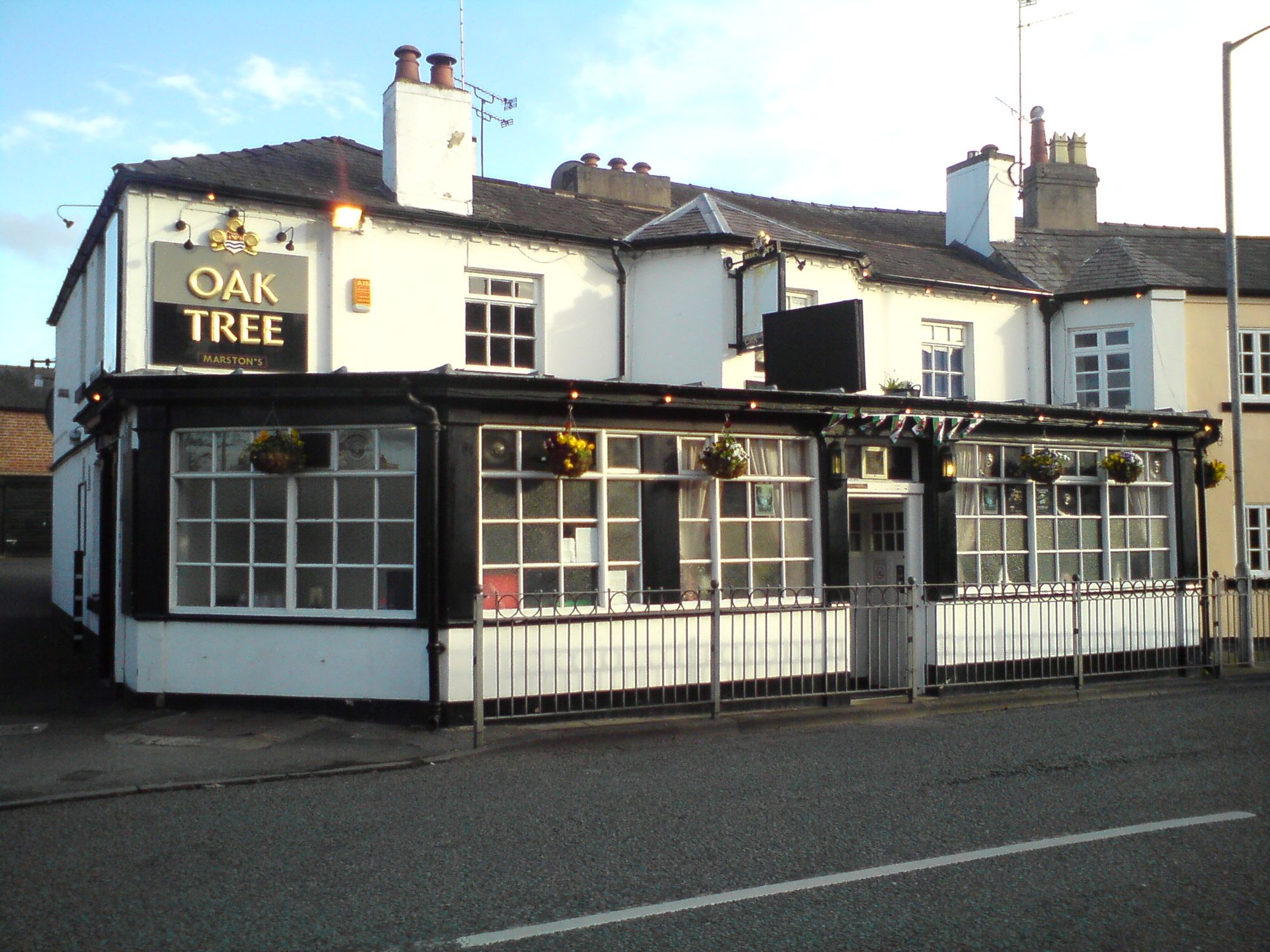 Oak Tree Inn -Wrexham. (Pub, External, Key). Published on 20-07-2013