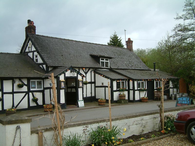 Golden Grove, Burton Green. (Pub, External). Published on 04-01-2013