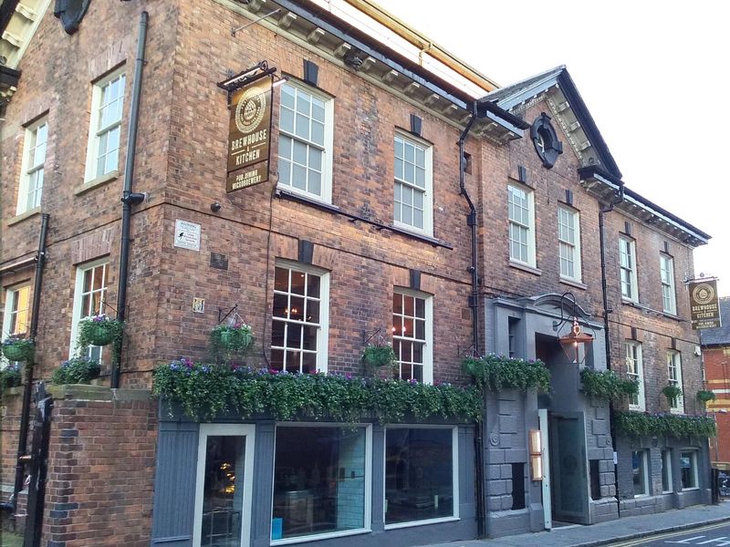 Brewhouse and Kitchen. (Pub, External, Key). Published on 01-10-2016