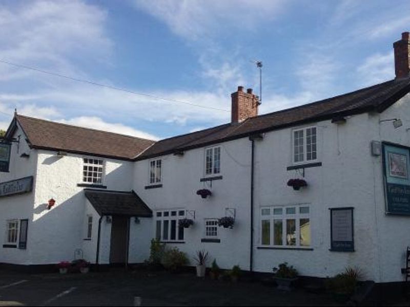Griffin. (Pub, External). Published on 26-06-2015