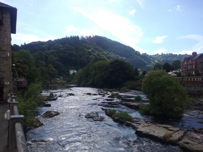 River Dee. (External). Published on 24-06-2015