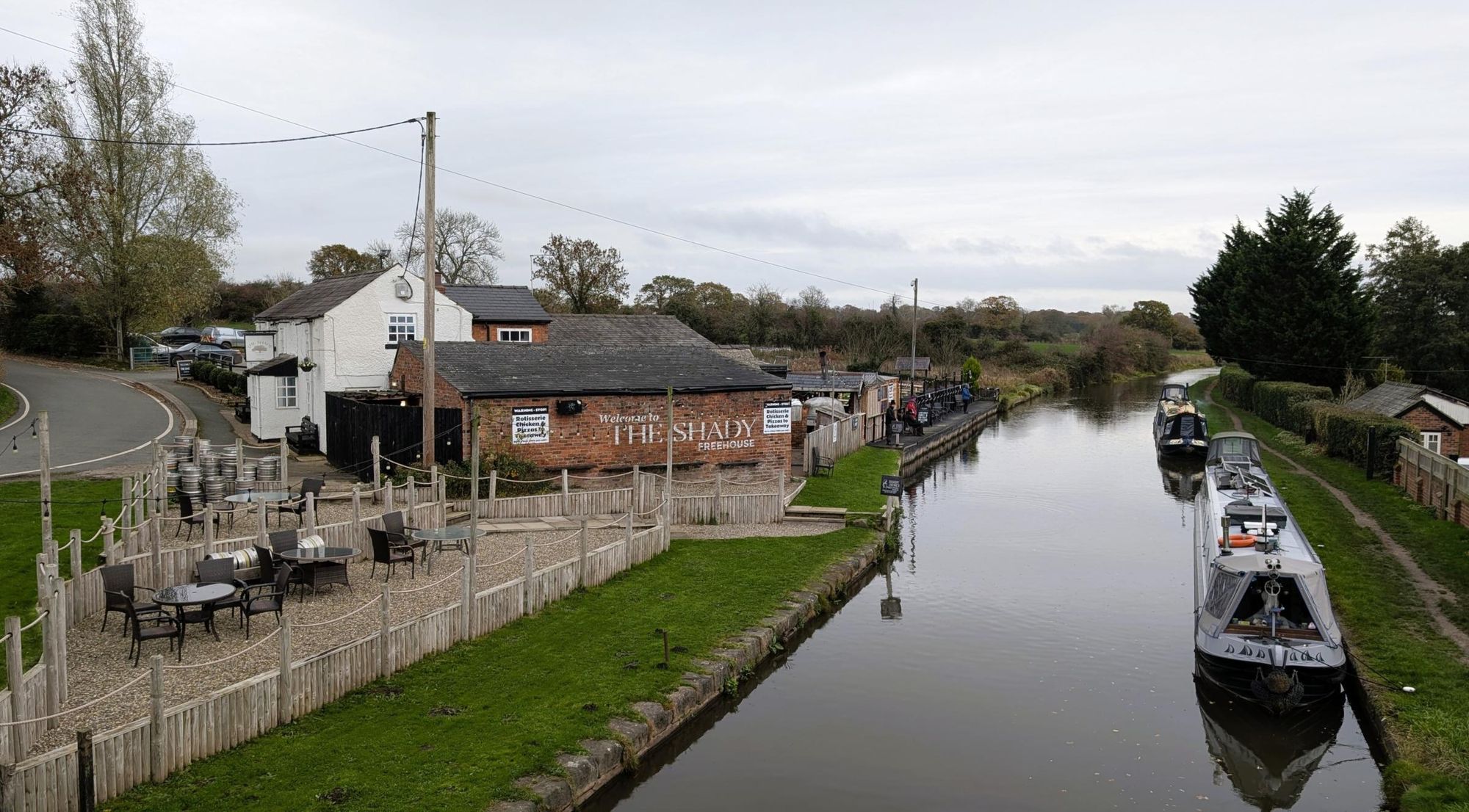 (Pub, External, Garden). Published on 10-11-2025