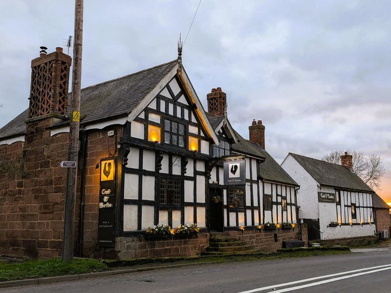 (Pub, External, Key). Published on 17-11-2025