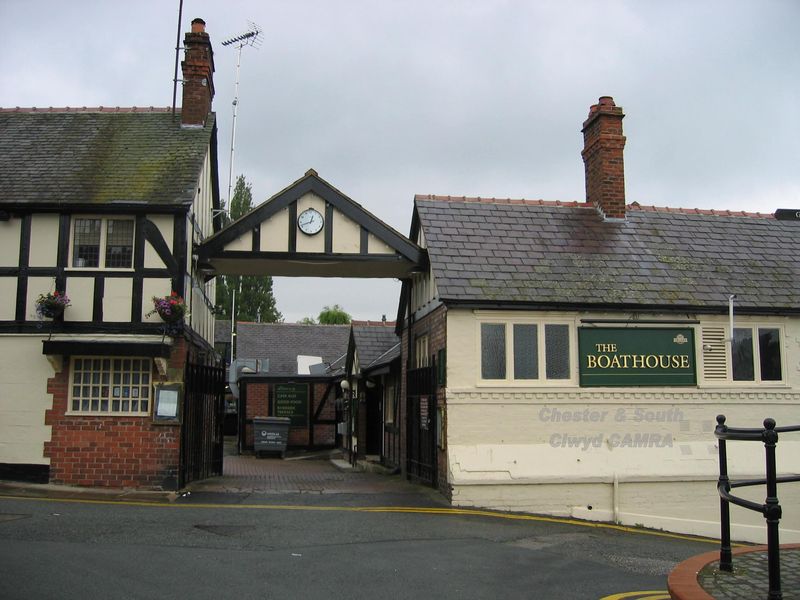 Boathouse - Chester. (Pub, External). Published on 29-11-2012