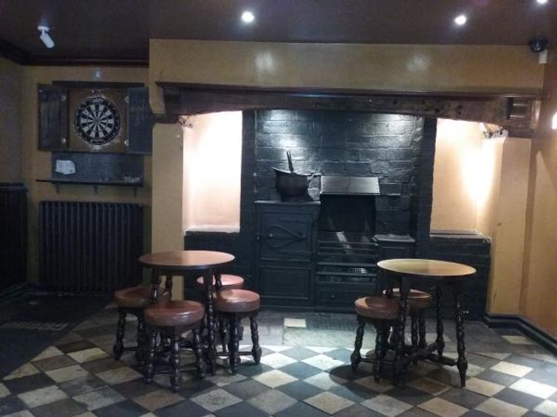 Rear fireplace. Published on 21-09-2015 
