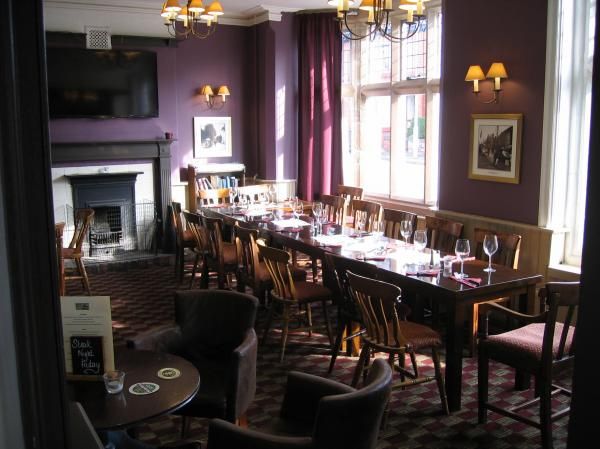Tables set. Published on 11-04-2015