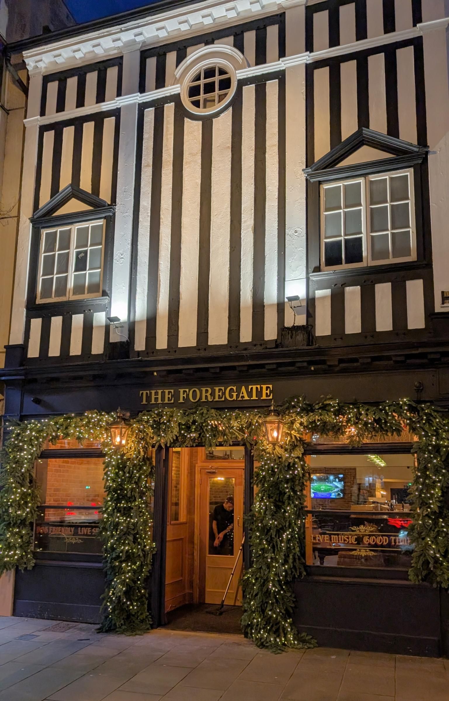 (Pub, External, Key). Published on 12-12-2025