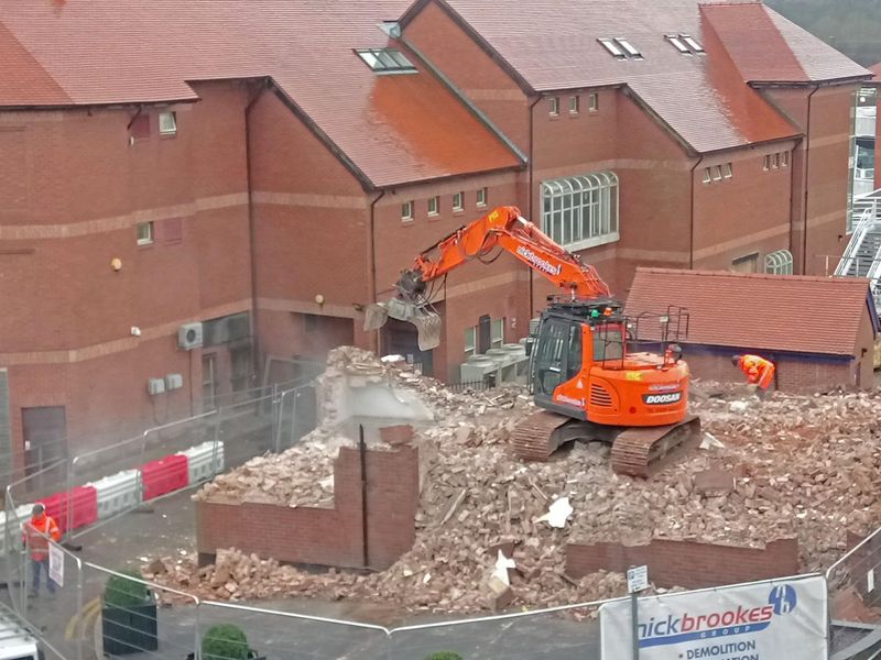 Bulldozer. (External). Published on 13-03-2018