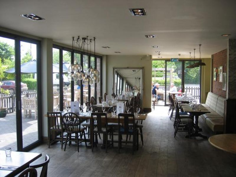 Restaurant. (Restaurant). Published on 15-05-2015 