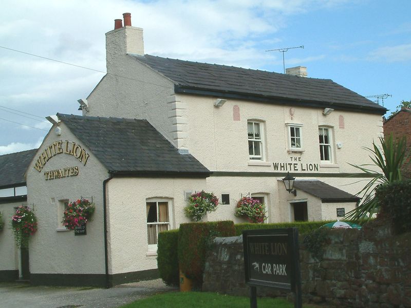 White Lion - Childer Thornton. (Pub, External). Published on 30-01-2013 