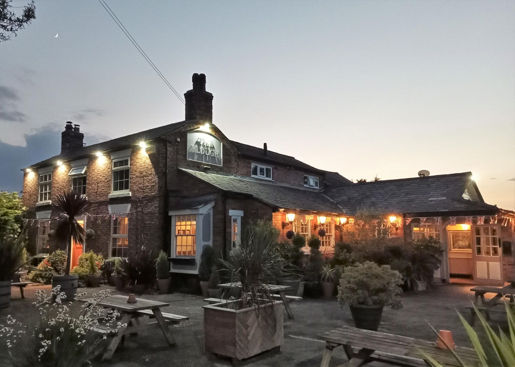 (Pub, External, Key). Published on 05-06-2022