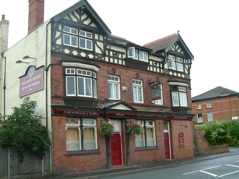 Halfway House - Childer Thornton. (Pub, External). Published on 30-01-2013