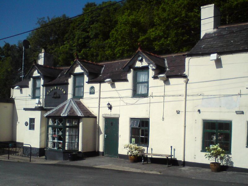 Black Lion Inn -Newbridge. (Pub, External). Published on 05-08-2013