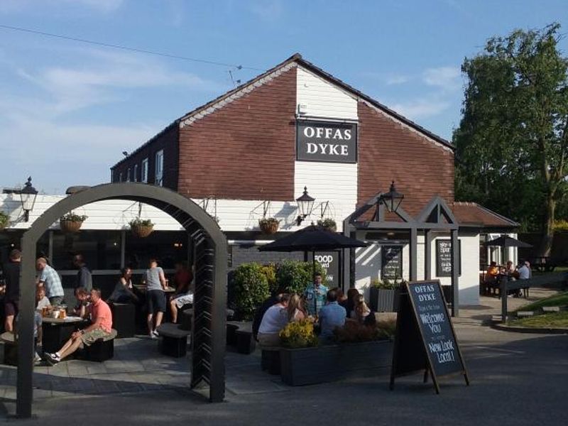 Offa's Dyke. (Pub, External, Key). Published on 12-06-2015 