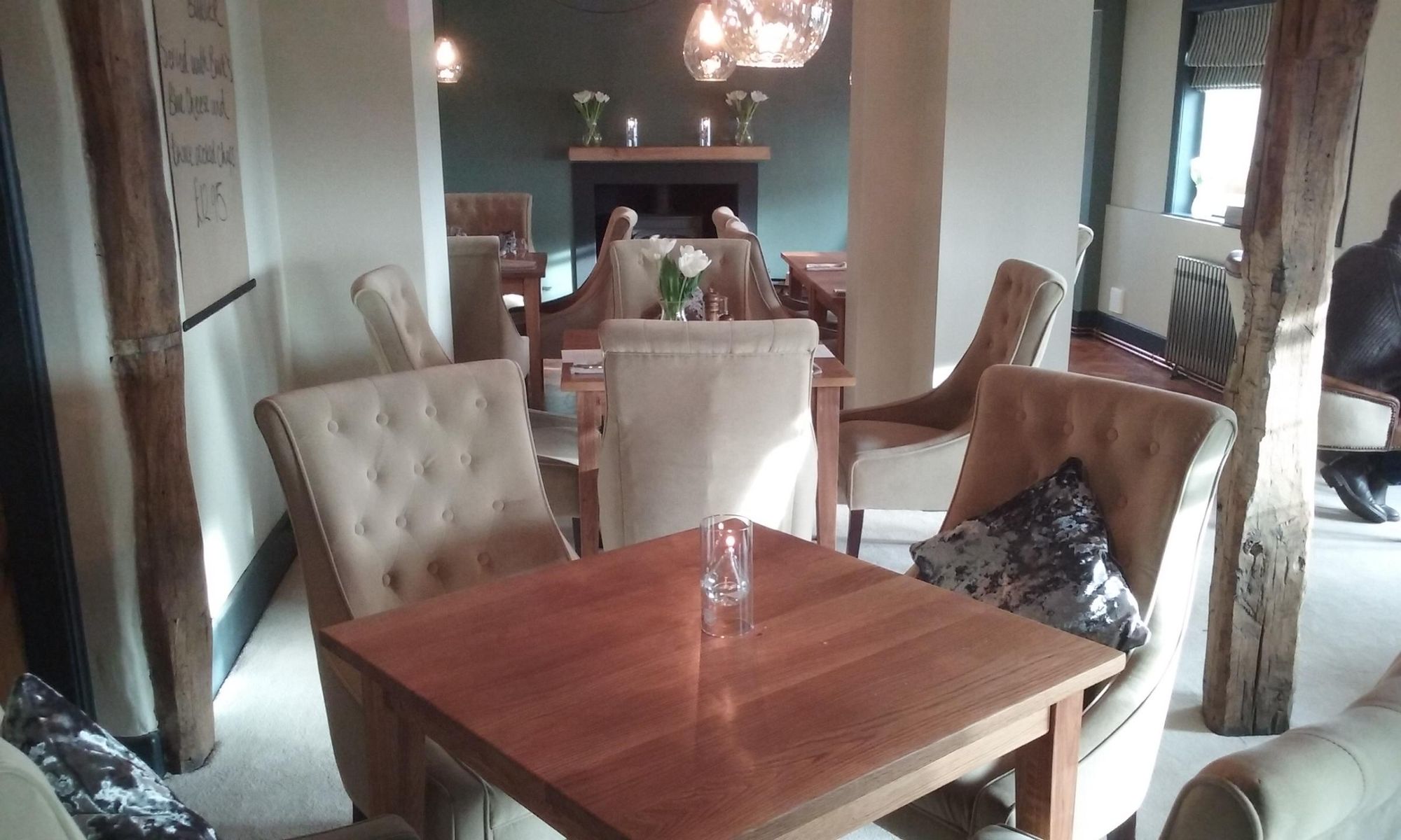 Tables. (Restaurant). Published on 28-02-2017