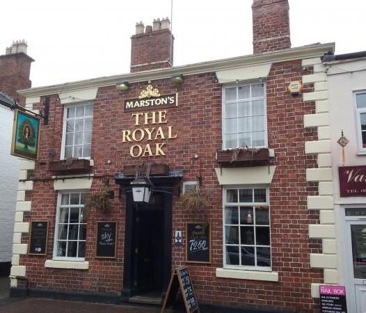 Royal Oak. (Pub, External). Published on 03-04-2016