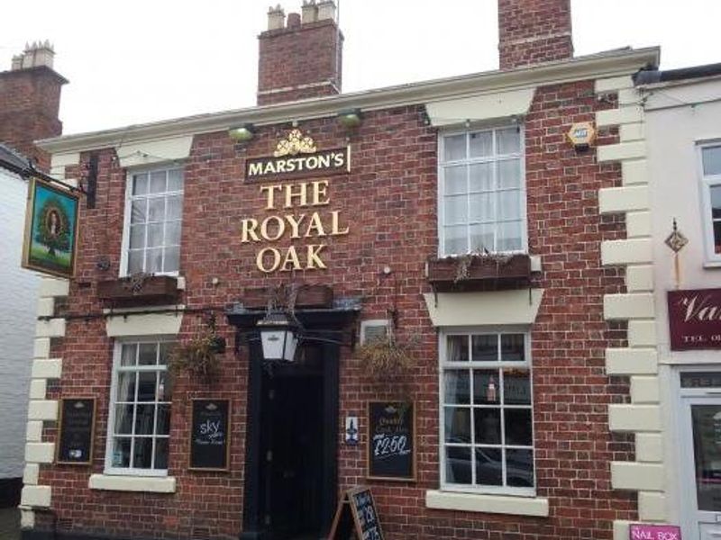 Royal Oak. (Pub, External). Published on 03-04-2016 