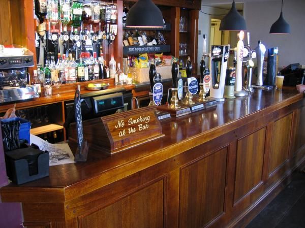 Bar. (Bar). Published on 11-04-2015