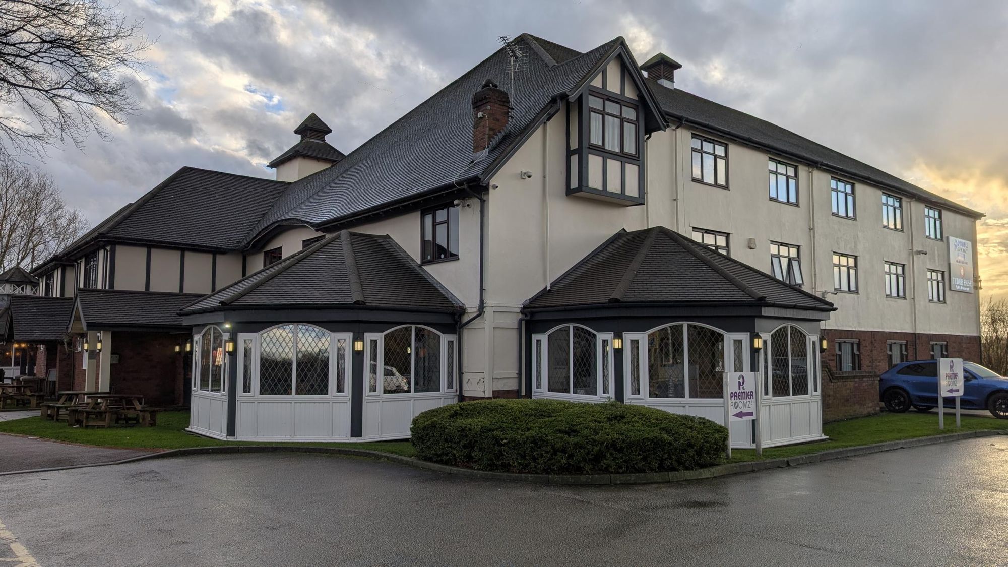 (Pub, External, Key). Published on 10-12-2025