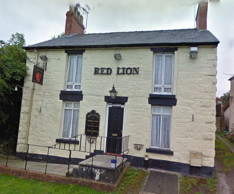 Red Lion - Coedpoeth. (Pub, External). Published on 30-01-2013