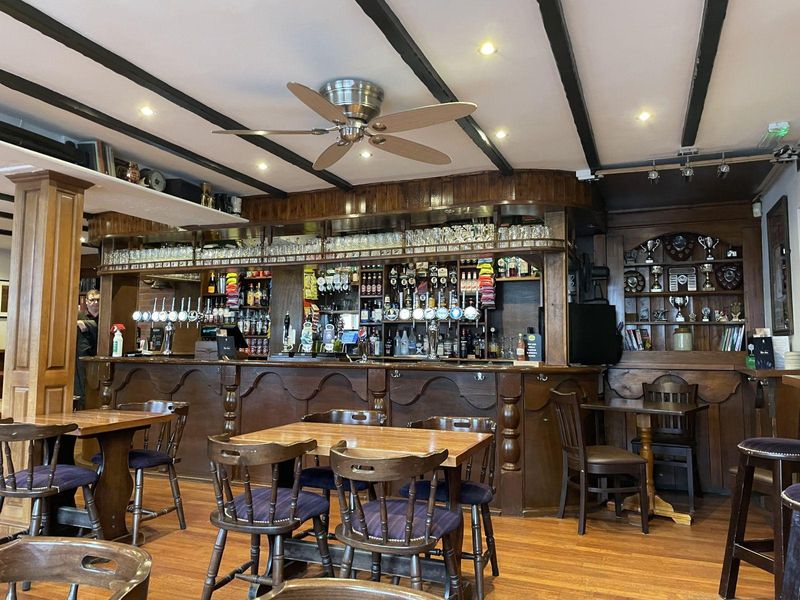 Smugglers Inn, Coulsdon. (Pub, Bar). Published on 02-10-2024 