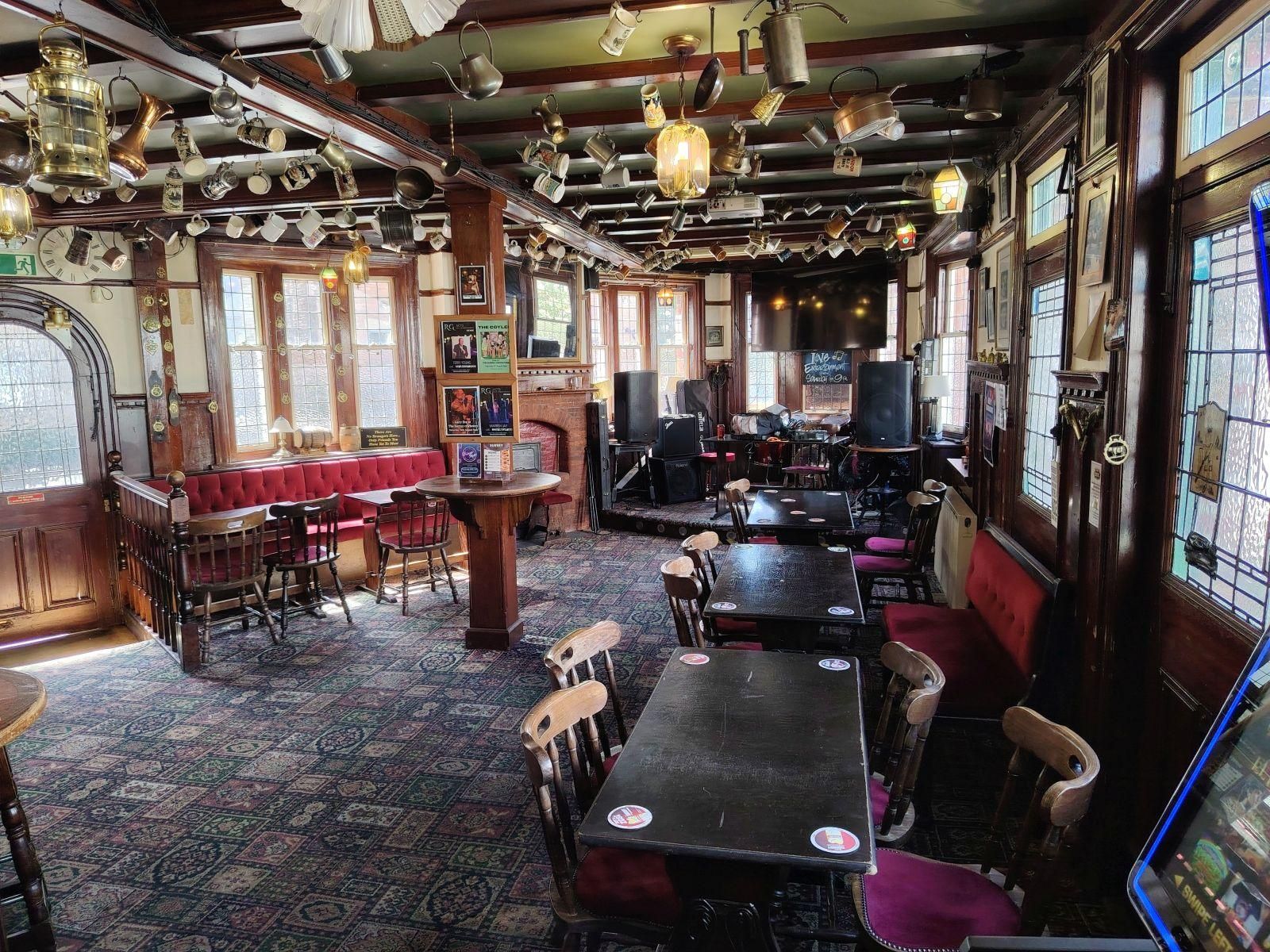 Surrey Cricketers, Croydon. (Pub, Bar). Published on 05-10-2026