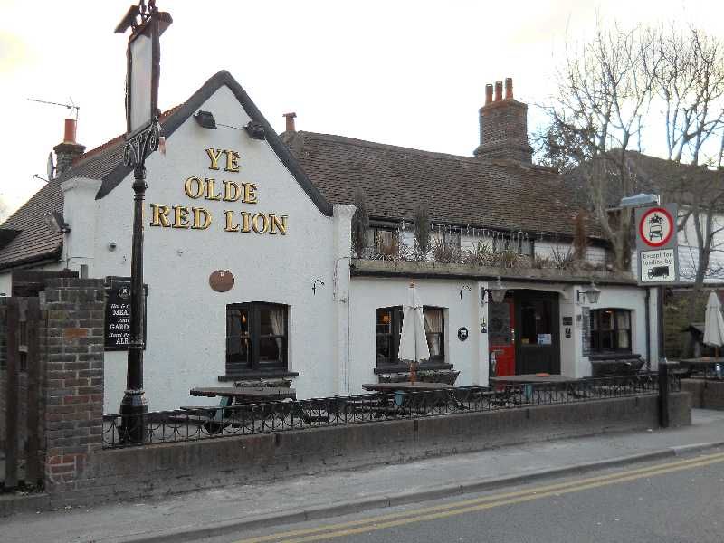Olde Red Lion, Cheam. (Pub, External, Key). Published on 15-09-2014