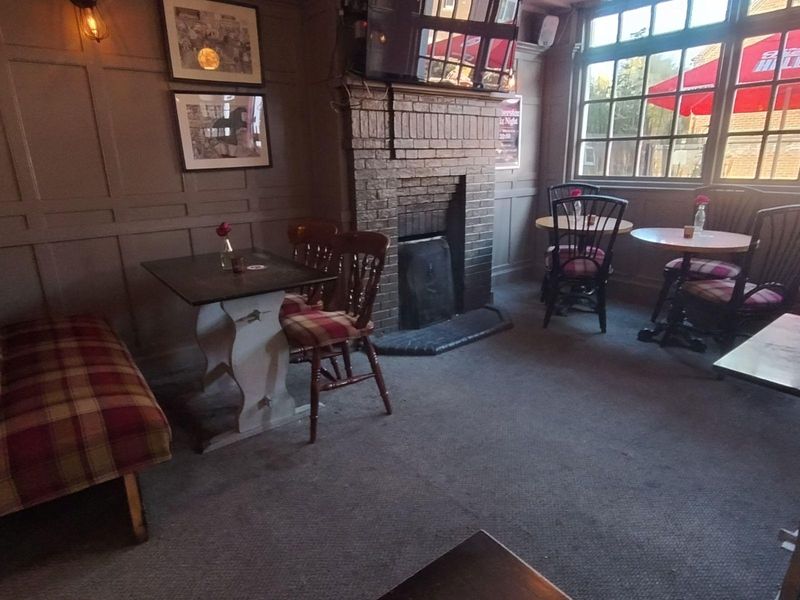 Palmerston, Carshalton. (Pub, Bar). Published on 20-10-2026