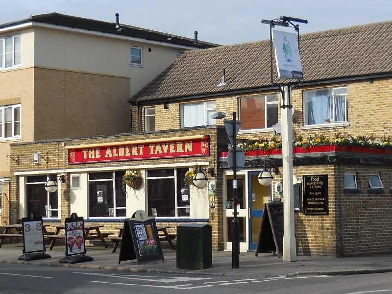 Albert Tavern, SE25 . (Pub, External). Published on 07-05-2024