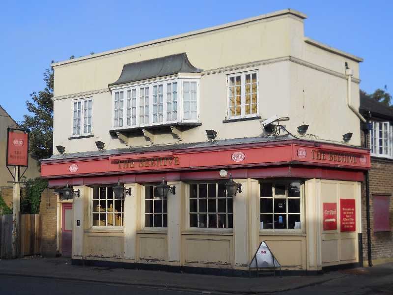 Beehive, SE25. (Pub, External, Key). Published on 15-09-2014
