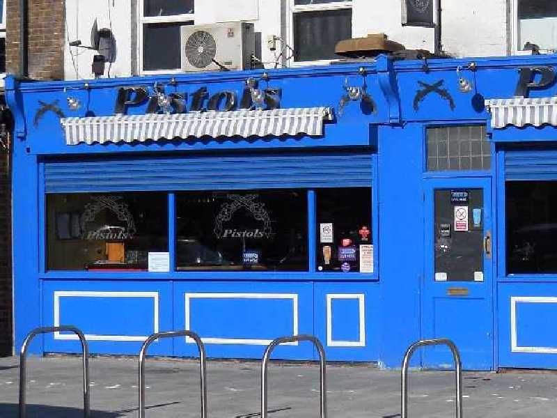 Mango Bar (Pistols). (Pub, External). Published on 15-09-2014