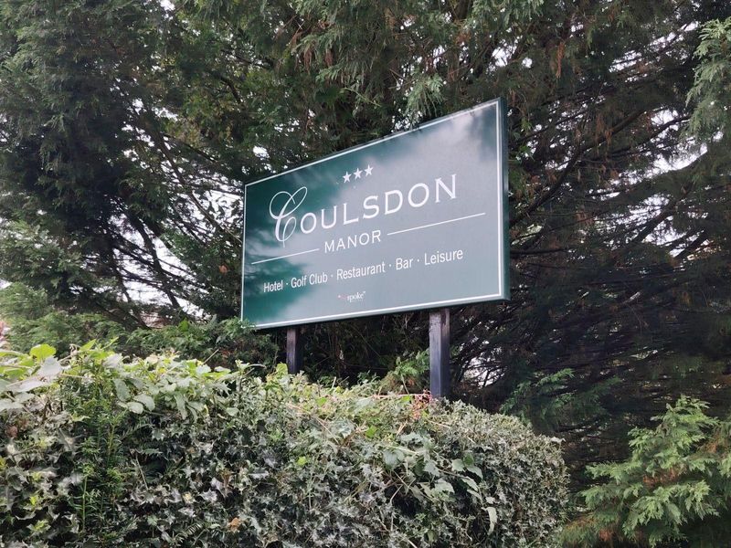 Coulsdon Manor Hotel, Coulsdon. (External, Sign). Published on 11-10-2025 