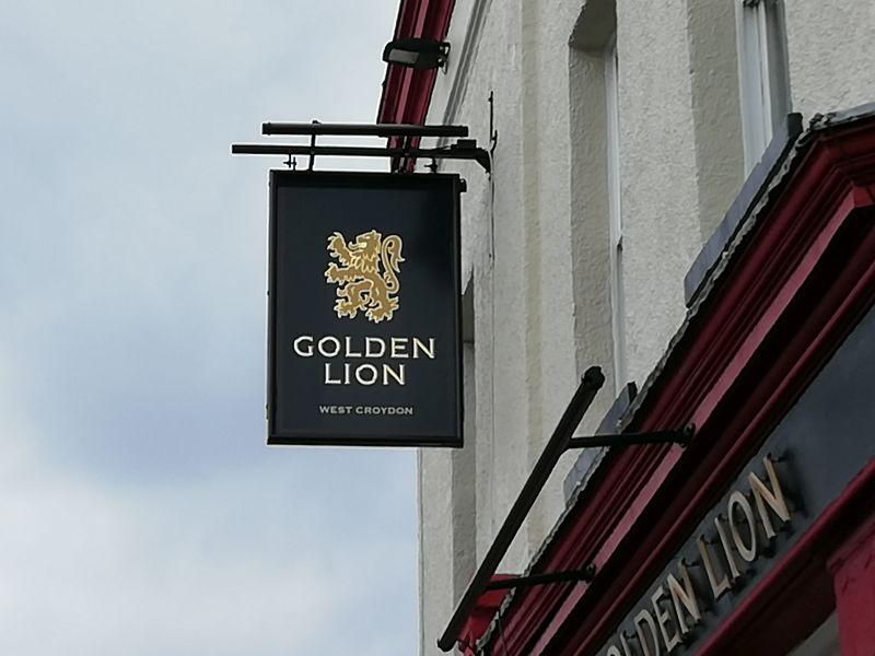 Golden Lion, Croydon. (External, Sign). Published on 15-08-2024