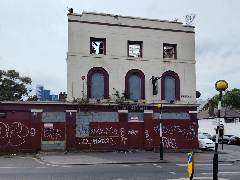 Windmill, Croydon. (Pub, External). Published on 22-05-2025 