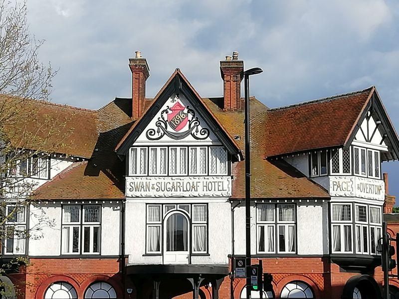 Swan & Sugar Loaf, South Croydon (2024). (Pub, External). Published on 05-05-2024
