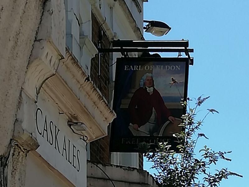 Earl of Eldon, South Croydon. (Pub, Sign). Published on 08-05-2024