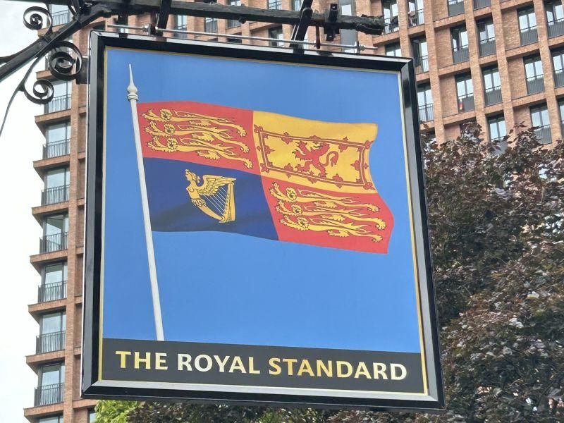Royal Standard, Croydon. (External, Sign). Published on 22-07-2024 