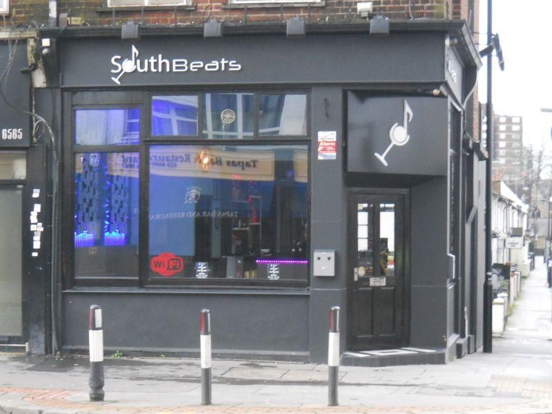 South Beats, Croydon. (Pub, External). Published on 11-05-2024