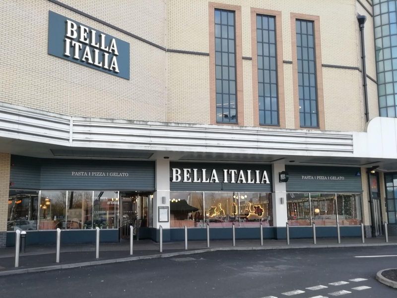 Bella Italia, Croydon. (External, Restaurant, Key). Published on 09-12-2024