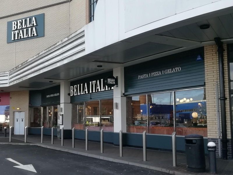 Bella Italia, Croydon. (External, Restaurant). Published on 09-12-2024