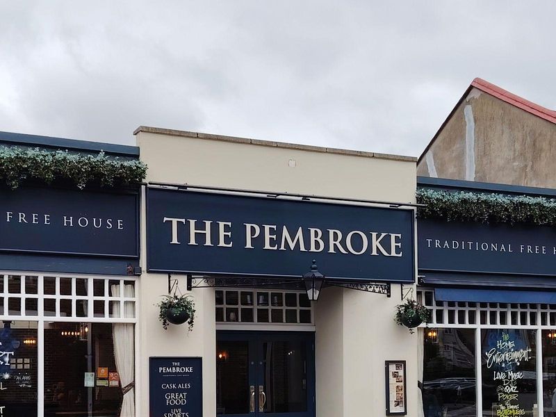 Pembroke, Coulsdon. (Pub, External). Published on 20-08-2025 