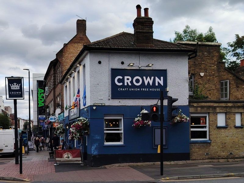 Crown, Sutton. (Pub, External). Published on 18-07-2025 