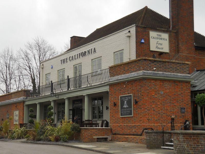 California, Belmont. (Pub, External). Published on 11-05-2024